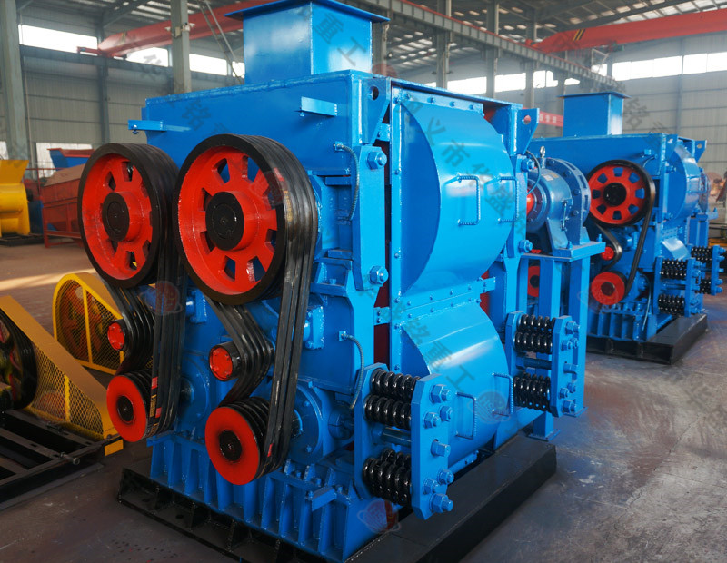 重型四輥破碎機(jī)廠(chǎng)家